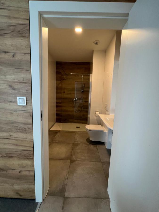 Aparthotel Apartamenty Czarna Gora 320 西恩纳 外观 照片